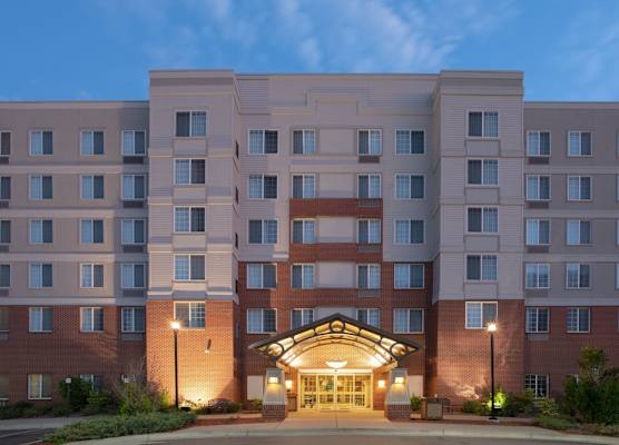 Staybridge Suites DENVER INTERNATIONAL AIRPORT by IHG 1