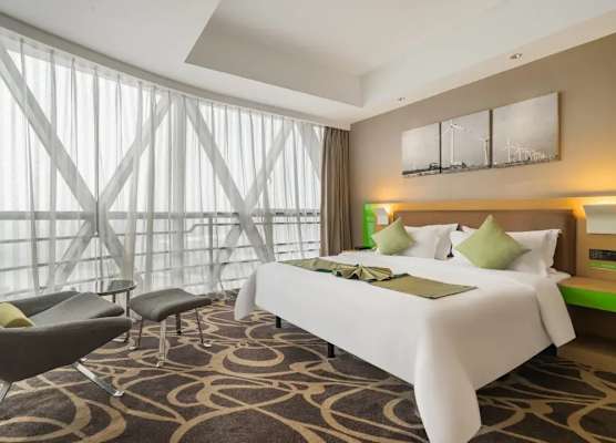 IBIS Styles NT WZ Intl Plz 1