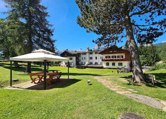 Hotel Menardi 1