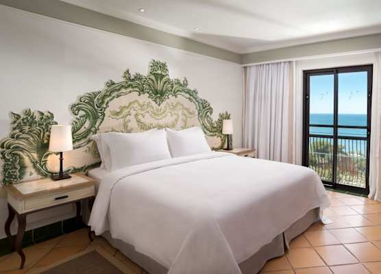 Pine Cliffs Resort 1