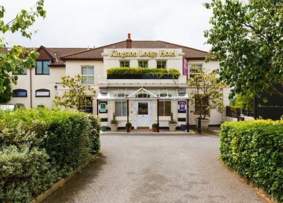 Kingston Lodge Hotel 1