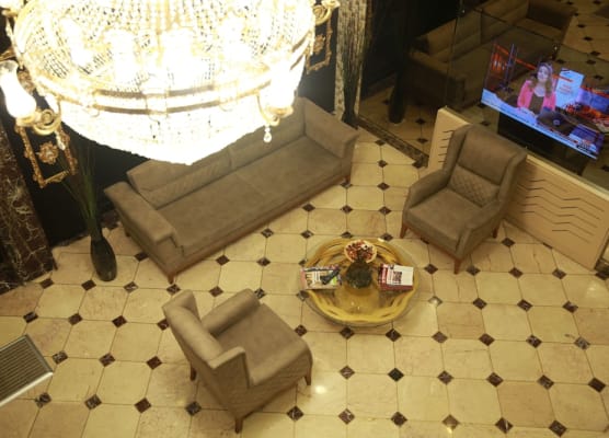 Pelican House Hotel 1