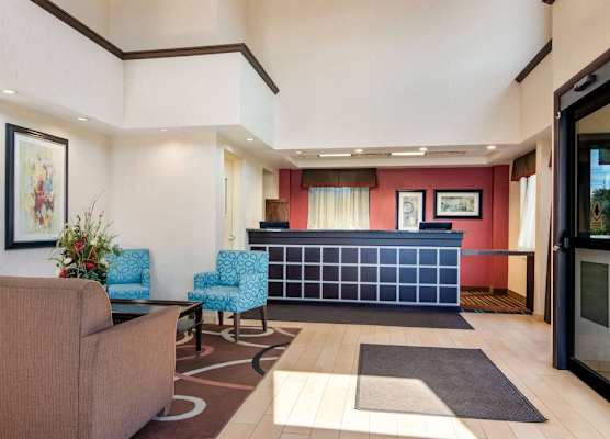 Best Western Dutch Valley Inn 1
