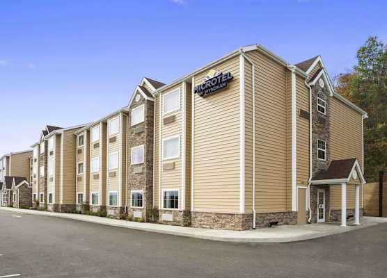 Microtel Inn & Suites by Wyndham Cambridge 1