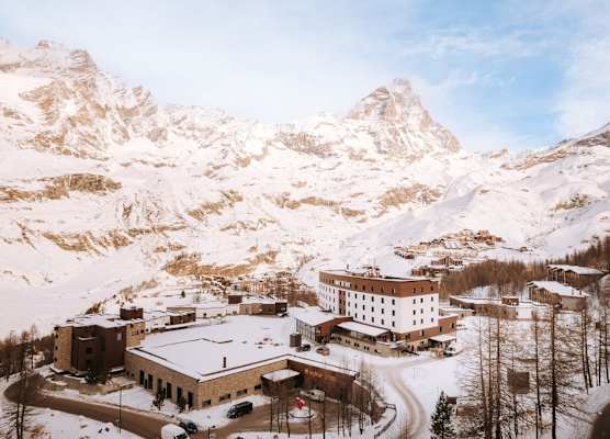 Valtur Cervinia Cristallo Ski Resort 1