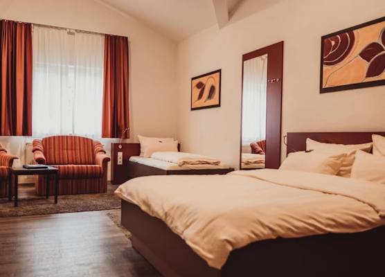 Hotel Gutshof Herborn 1