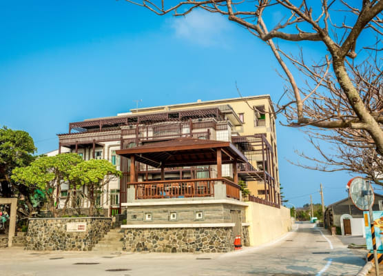 Beachcastle & Sea View Villa 1