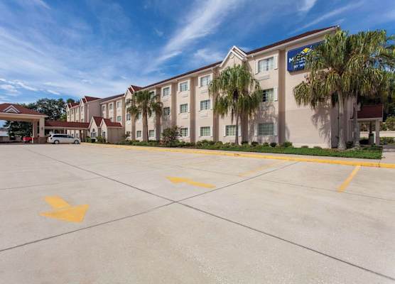 Microtel Inn and Suites by Wyndham - Lady Lake/ The Villages 1