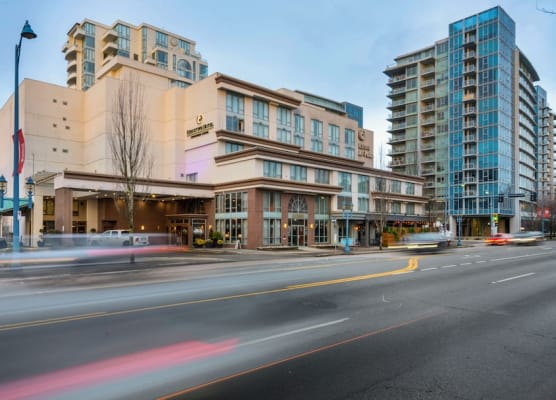 Executive Hotel Vancouver Airport 1