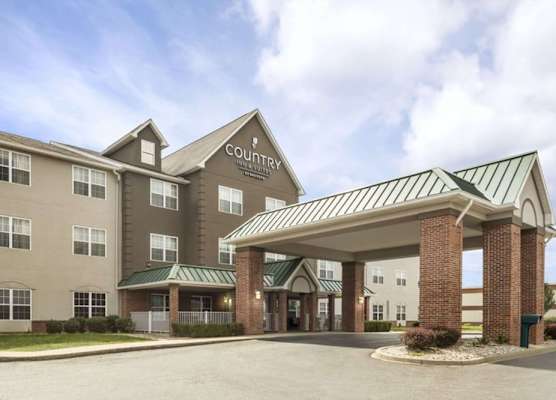 Country Inn & Suites by Radisson, Louisville South, KY 1