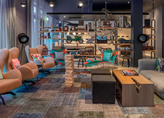 Moxy London Stratford 1