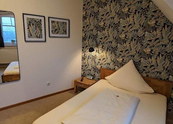 PaGa Hotel & Restaurant 1
