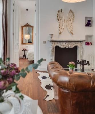 Purple Dog Suites 1