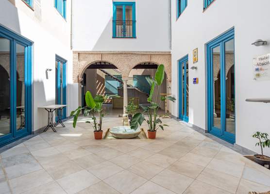Hotel Albaicín 1