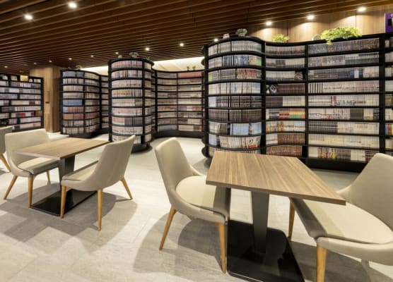 The Hedistar Hotel Kyoto Nijo Comic & Books 1