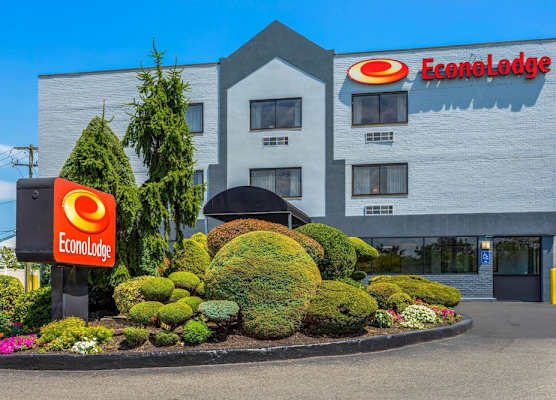 Econo Lodge Hicksville - Long Island 1