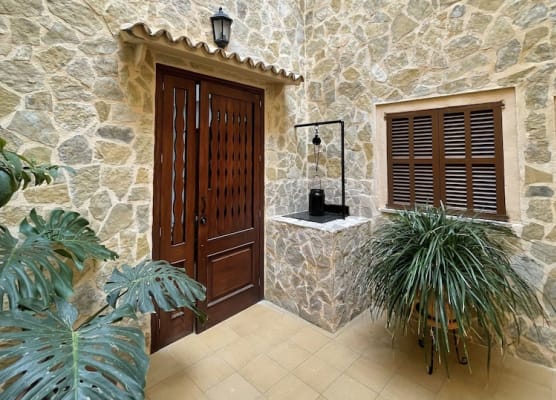 Hostal CAN GALLU 1