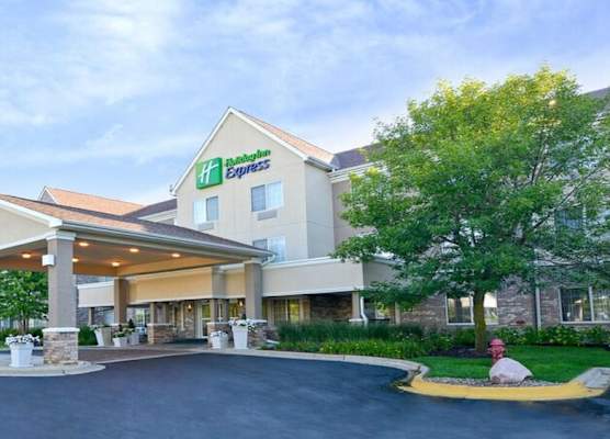 Holiday Inn Express & Suites CHICAGO-DEERFIELD/LINCOLNSHIRE by IHG 1