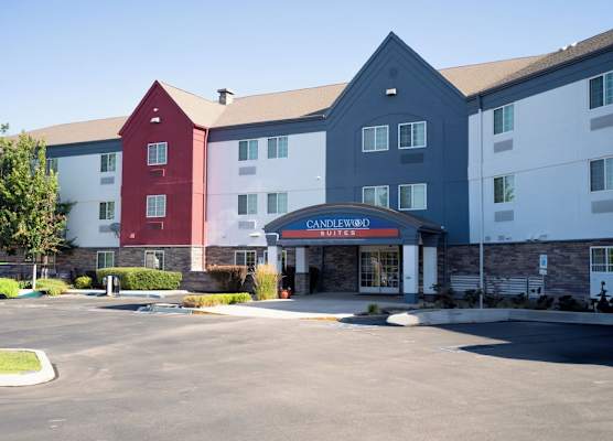 Candlewood Suites BOISE - TOWNE SQUARE by IHG 1
