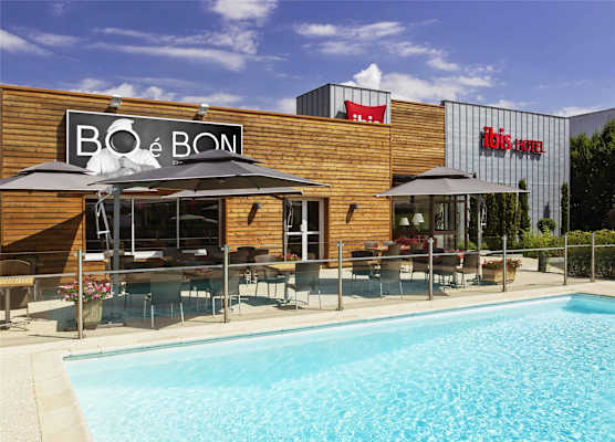 Ibis Roanne Le Coteau Hotel Restaurant 1