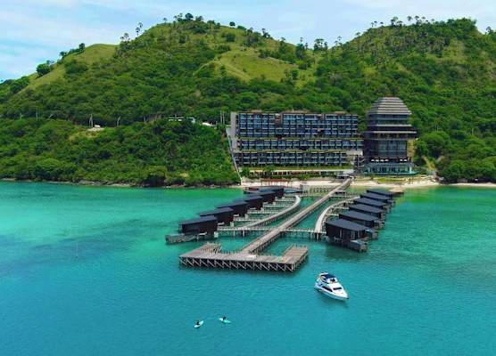 Katamaran Hotel & Resort Komodo 1