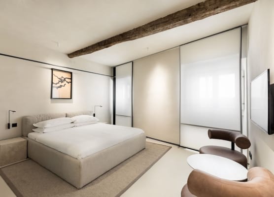 Hotel Scenario 1