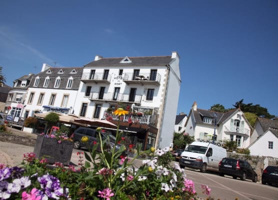 Hotel du port 1