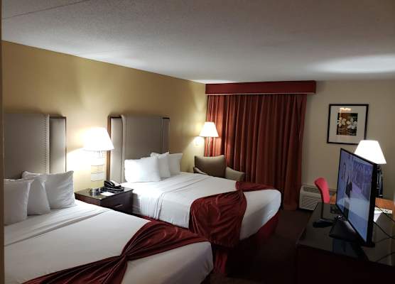 A Victory Hotel & Suites 1