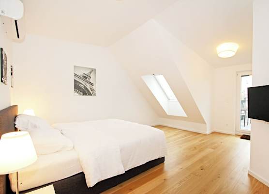 Christiano Apartments 1