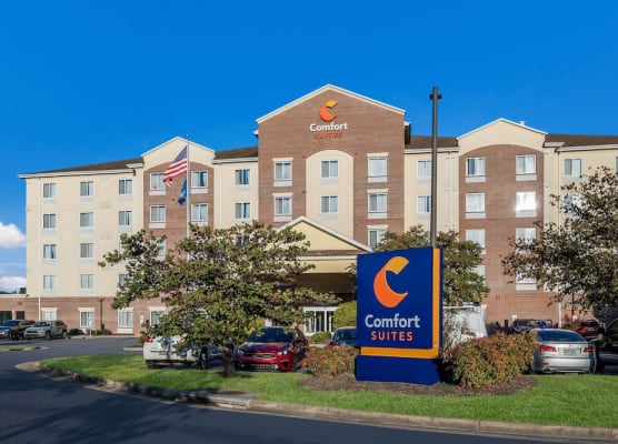 Comfort Suites Suffolk - Chesapeake 1