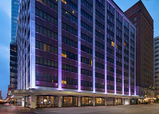 AC Hotel Houston Downtown 1