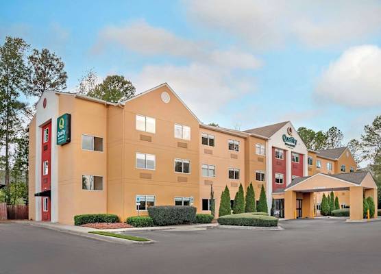 Quality Inn & Suites Birmingham - Highway 280 1