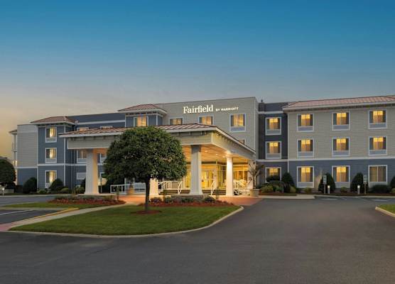 Fairfield Inn & Suites by Marriott Chincoteague Island Waterfront 1