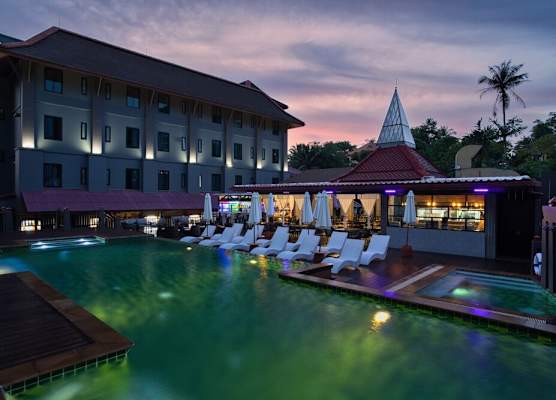 Tuana Hotels The Phulin Resort 1