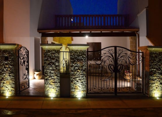B&B Anemos 1