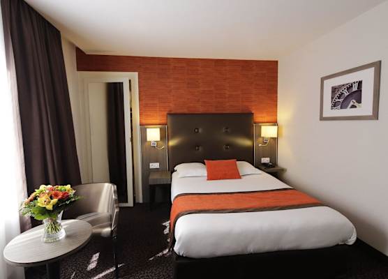 Hotel de la Gare de Troyes 1