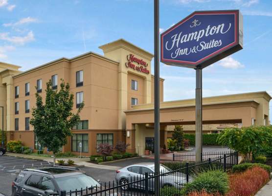Hampton Inn & Suites Tacoma 1