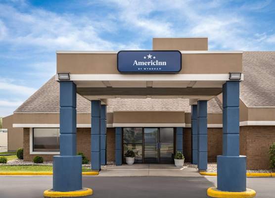 AmericInn by Wyndham Marshfield 1
