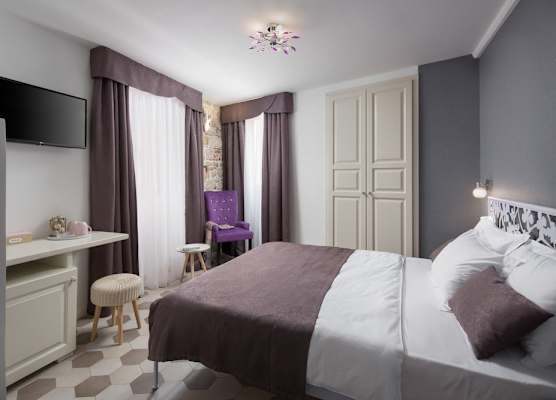 Noemi's rooms 1