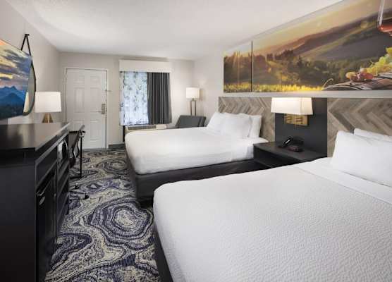 Clarion Pointe Biltmore Village 1