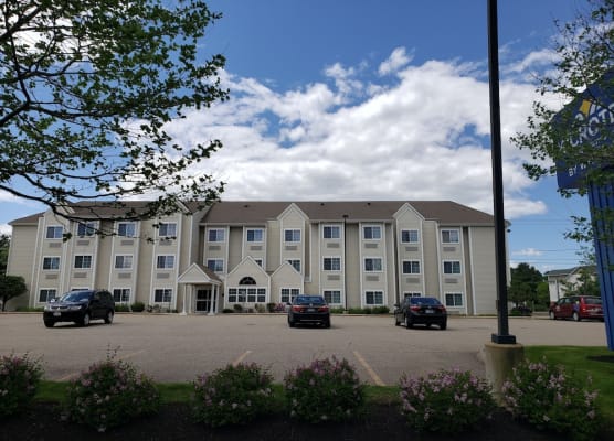 Microtel Inn & Suites by Wyndham Dover New Hampshire 1