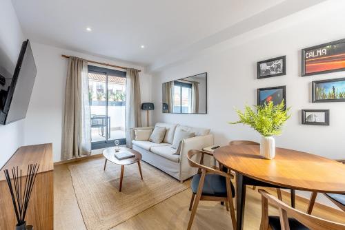 The White Flats Les Corts 1