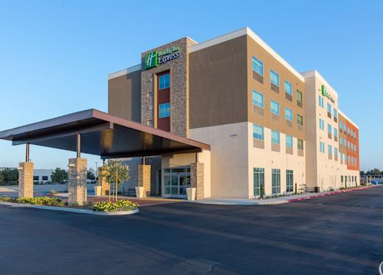 Holiday Inn Express VISALIA - SEQUOIA GATEWAY AREA by IHG 1