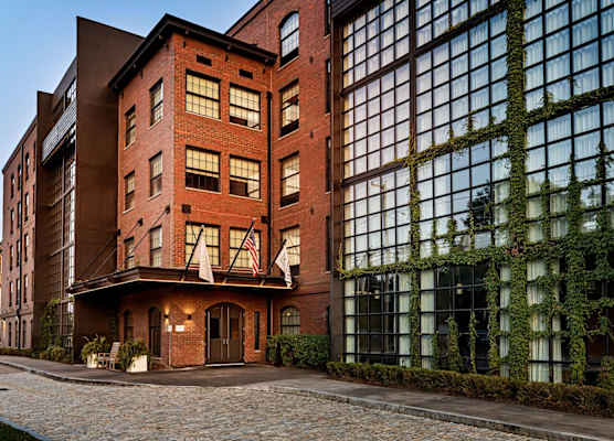 The LOOM Hotel, Tapestry Collection by Hilton 1