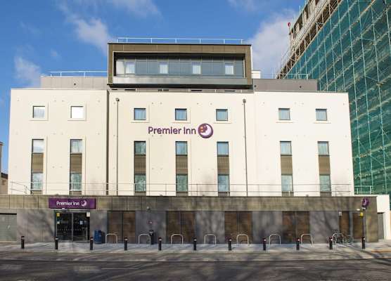 Premier Inn Southampton - Cumberland Place 1