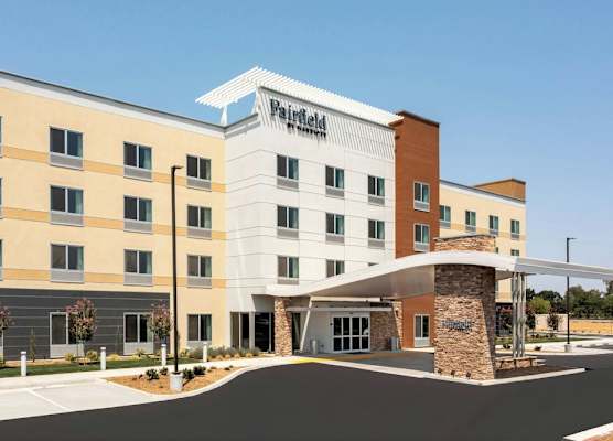 Fairfield Inn & Suites Hanford 1
