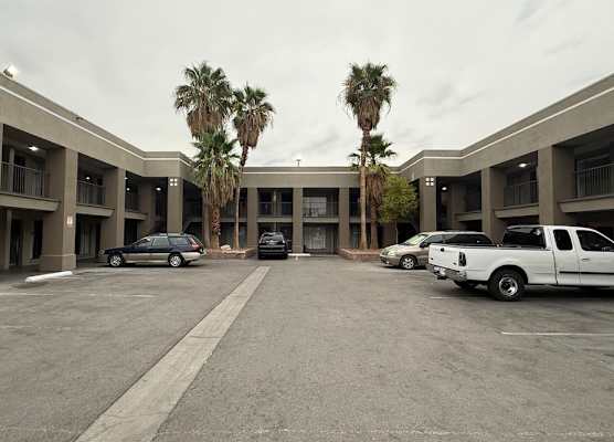 DTLV, a Baymont by Wyndham 1
