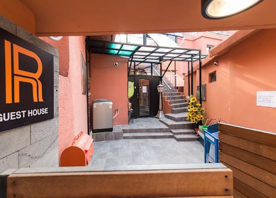 Seoul Station R Guesthouse 1
