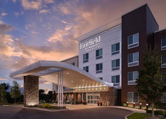 Fairfield Inn & Suites by Marriott Cleveland Tiedeman Road 1