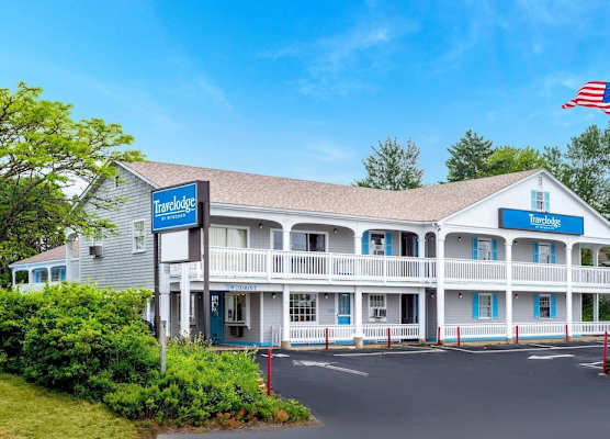 Travelodge by Wyndham Cape Cod Area 1